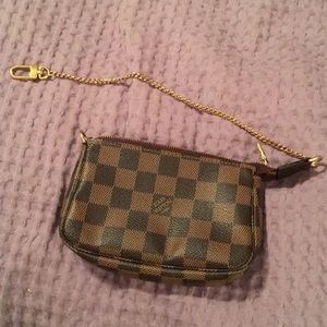 Louis Vuitton mini pochette with chain